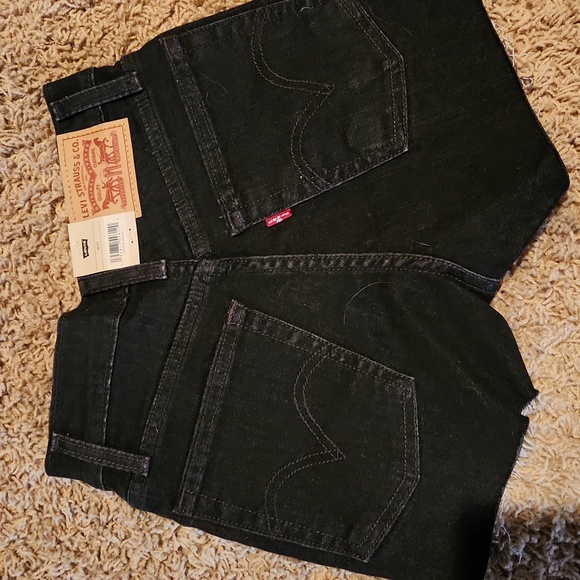 Levi's NWT black high-rise hypersonic jean shorts womans size 23 - Picture 6 of 9